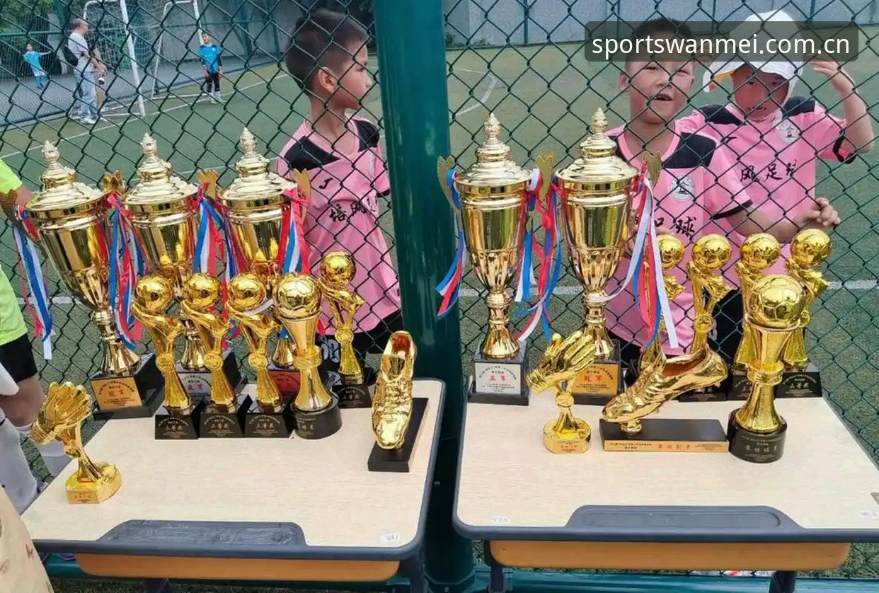 完美体育官网下载 中国青少年足球创时代机遇——U17世界杯抽签结果深度评测与创新视角分析